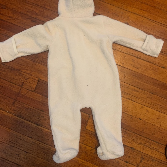 Onsie - Picture 4 of 5